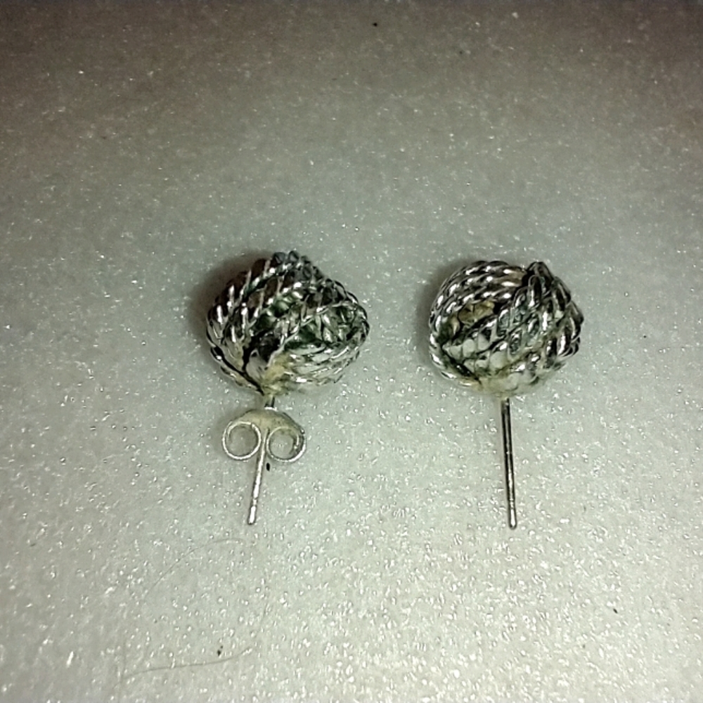 Vintage stud earrings